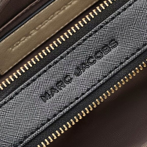 Marc Jacobs The Snapshot Camera Bag  - NWOT - Picture 4 of 5